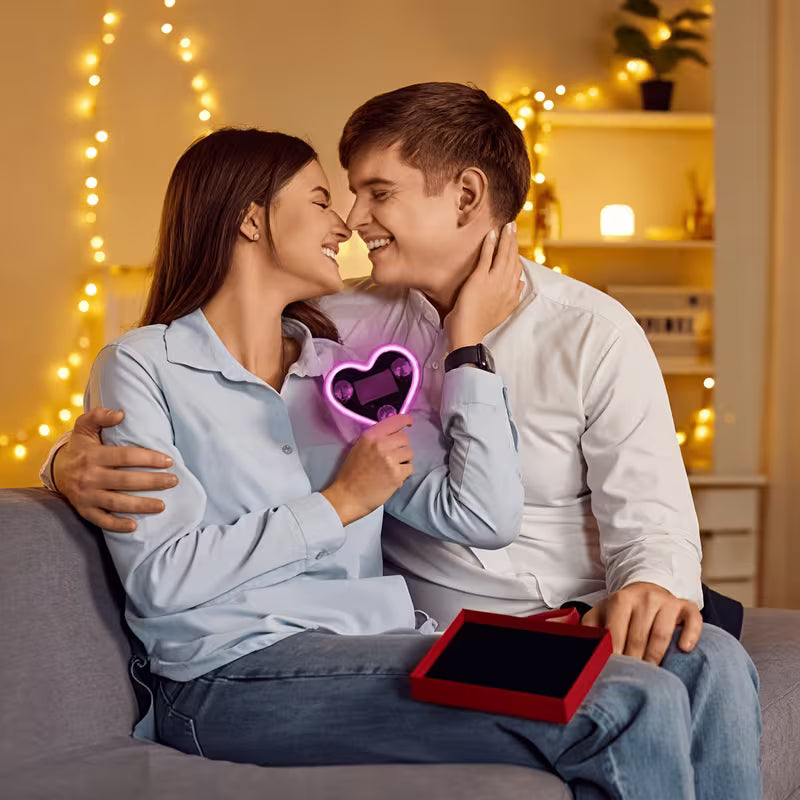 Heart Shaped Car Window Light with Suction Cups Solar Powered & USB Charging